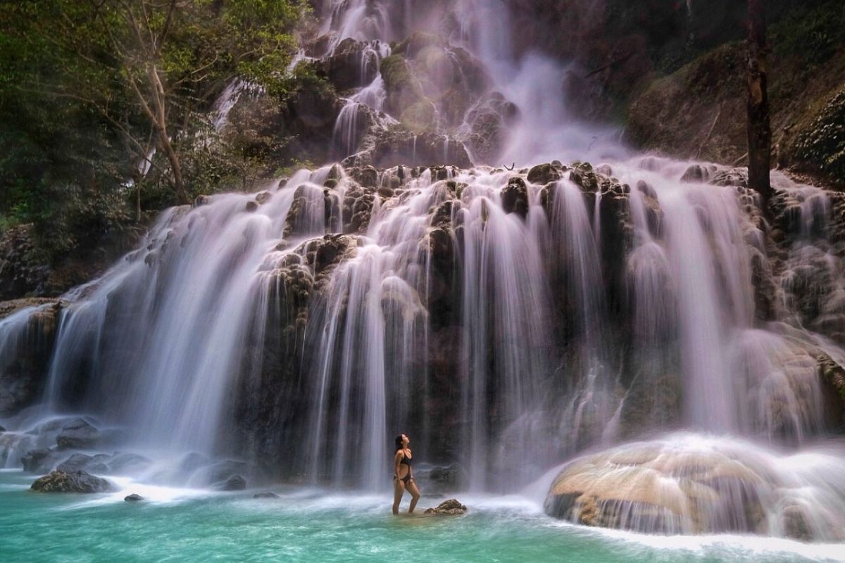 Lapopu Waterfall