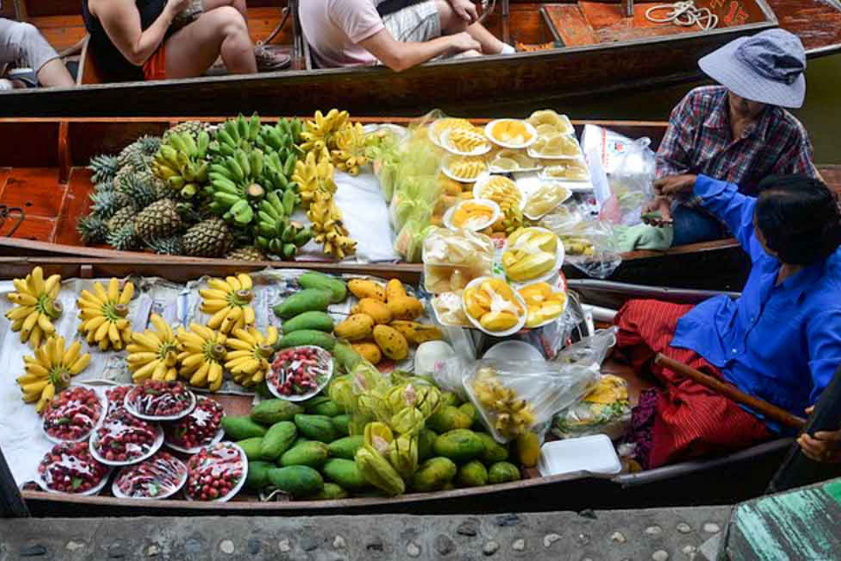 Experience A Floating Market