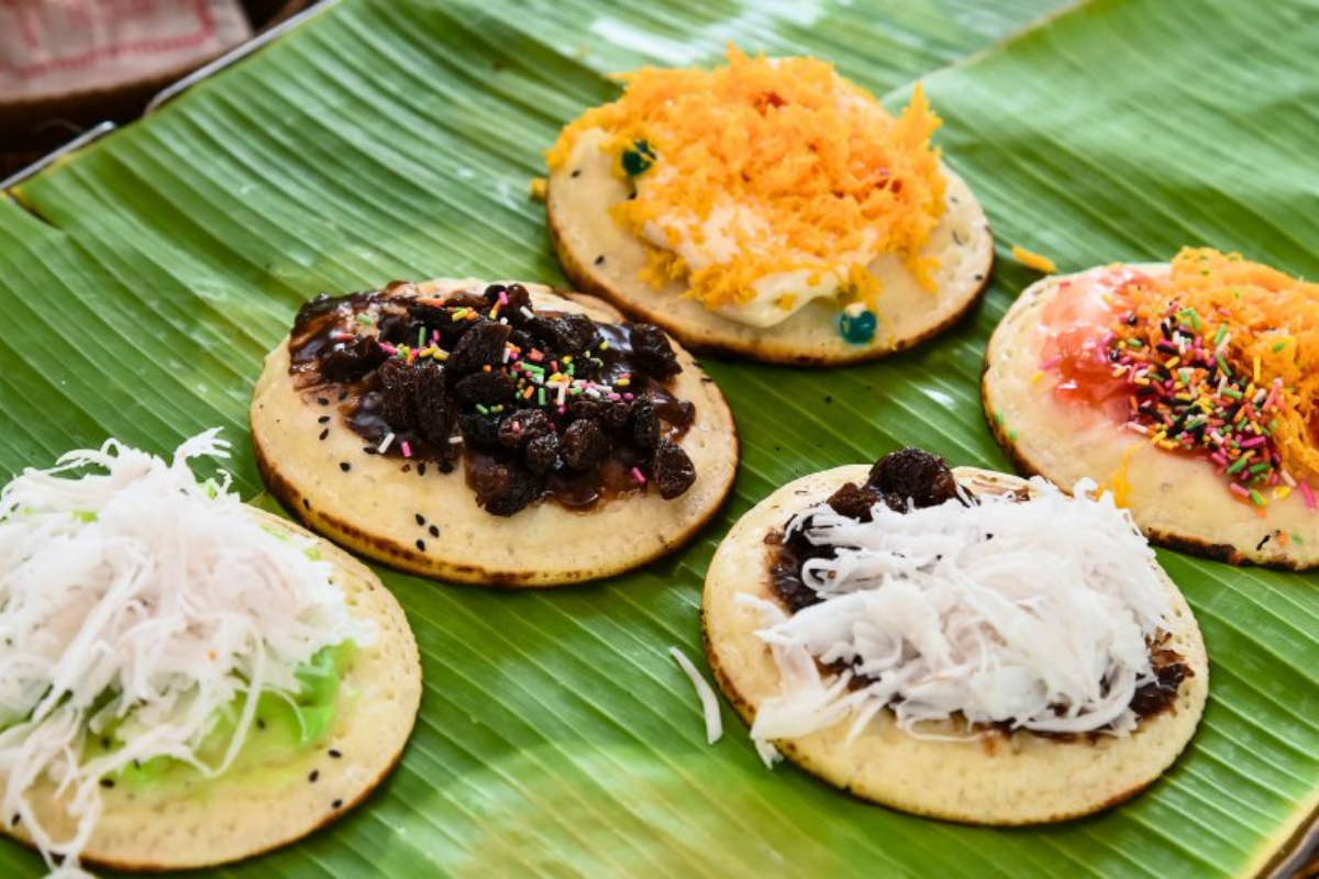 THAI COCONUT RICE PANCAKES - ขนมครก - KHANOM KROK (KHA-NOM-KROK)