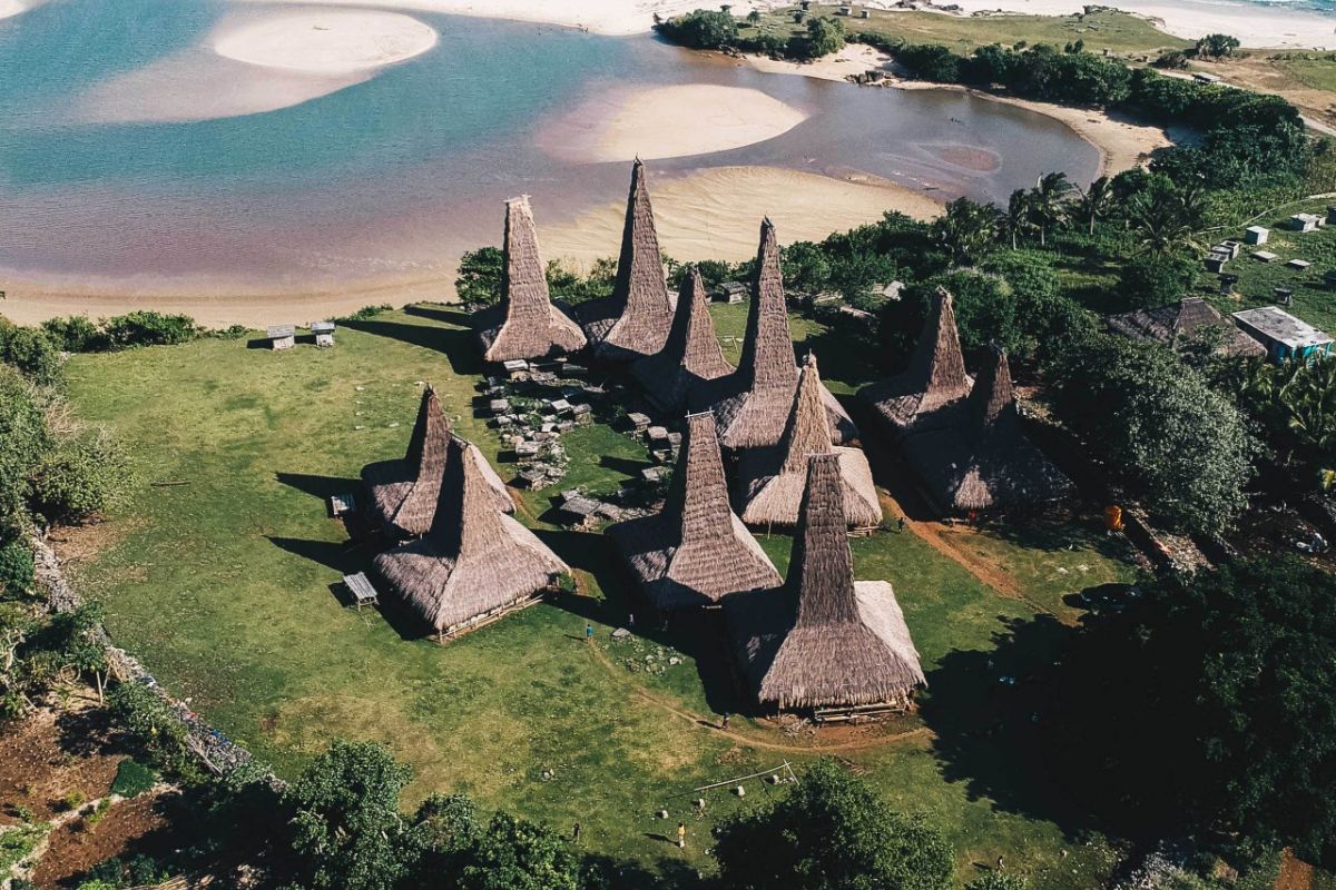 Sumba: The Island of horses and hills