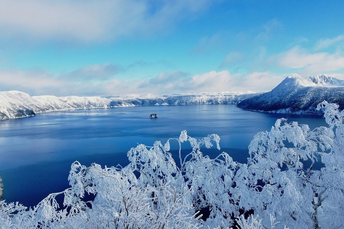 Hokkaido Snow & Nature Tour (Seasonal)