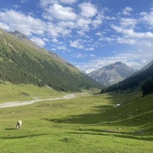 Altyn Arashan Valley