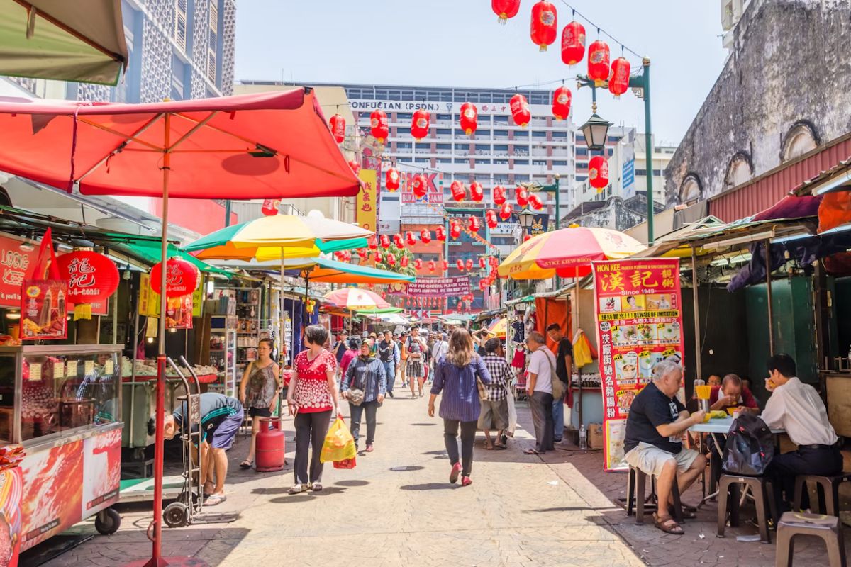 Visit Petaling Street